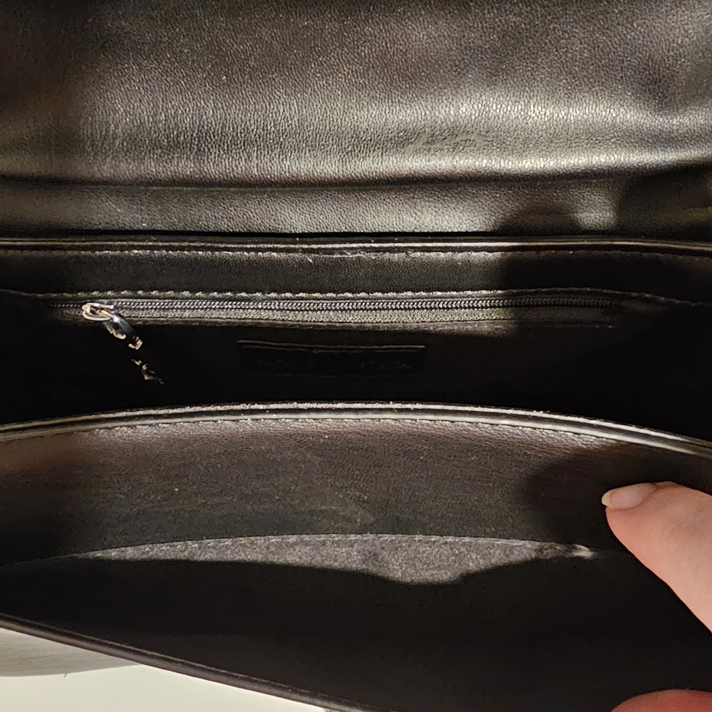 Badgley Mischka Black Quilted Shoulder Bag - Picture 2 of 5